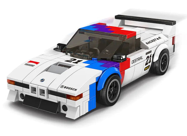 Mould King - Mould King 27062 Rennwagen wie BMW M1 Procar inkl. Vitrine in 1:24 - Baubär Boutique